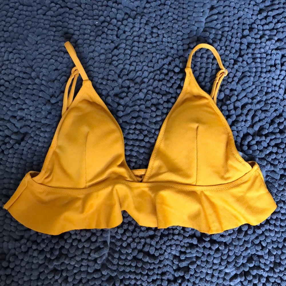 NWOT Mustard Yellow Ruffled Bikini Top
